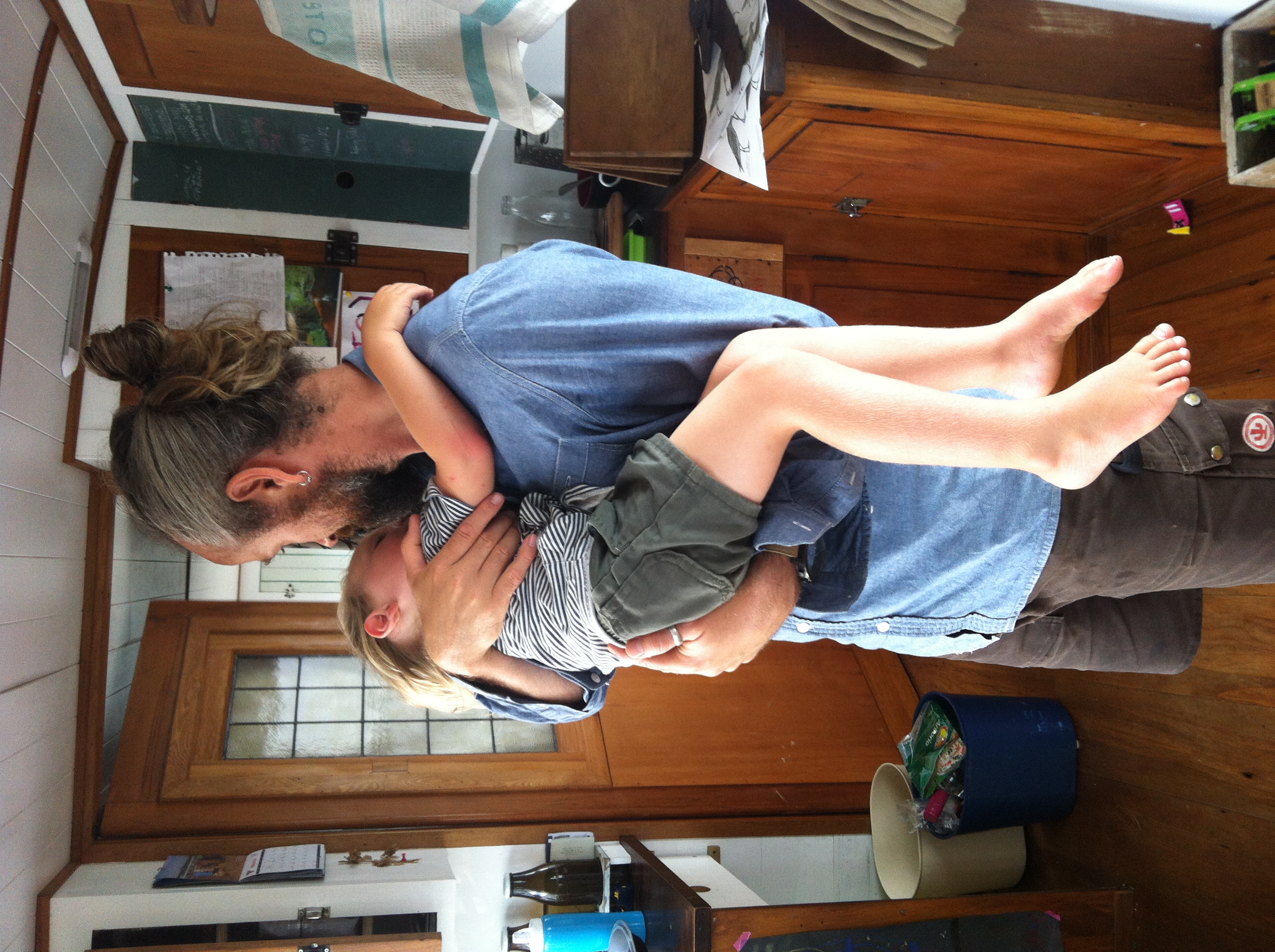 At home with Elliott